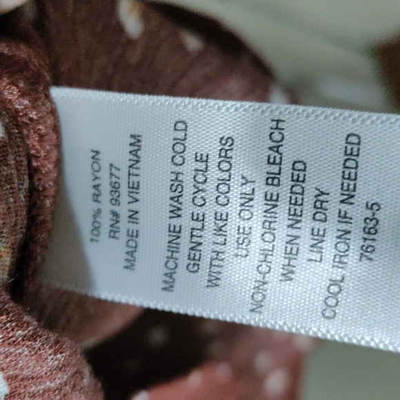 Top - Picture 3 of 5